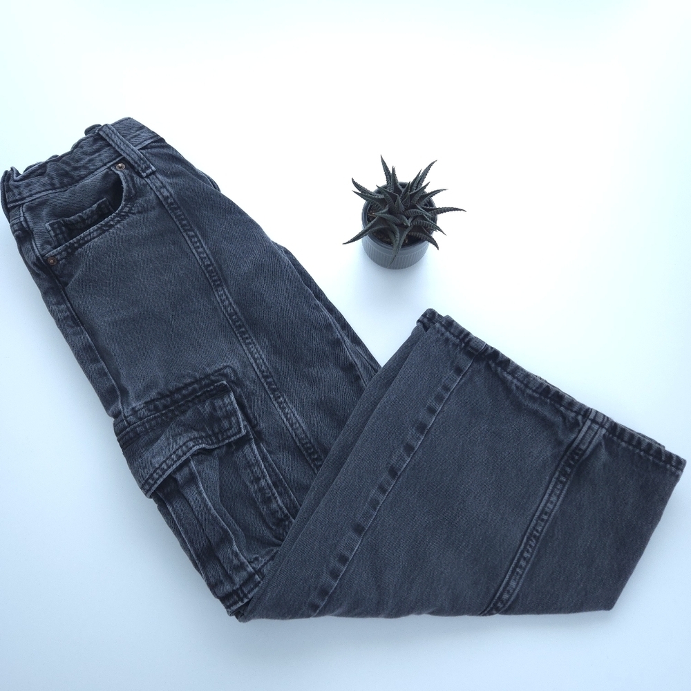 Old Navy Kids Super Baggy Wide Leg Cargo Jeans size 8